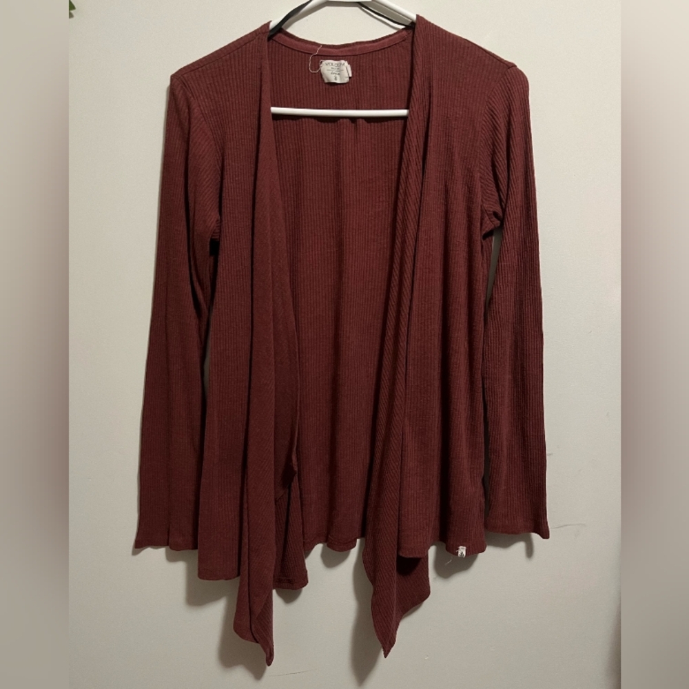 👑Volcom long sleeve shawl